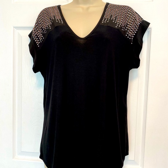 Bundle of 7 Super cute blouses! - Picture 4 of 9